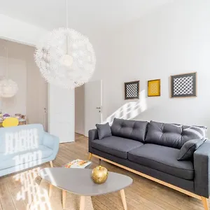Grand Place 2 Bedroom Apartment